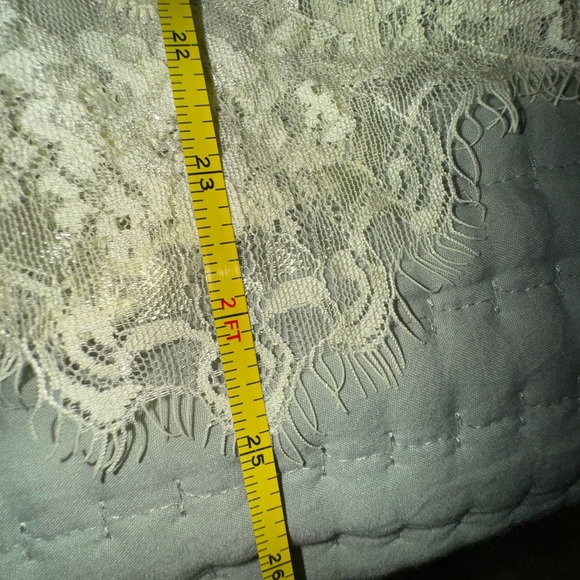 Torrid sheer flowy yellow Lace Trim Women's camo tank. Size 1. GUC - Picture 8 of 9